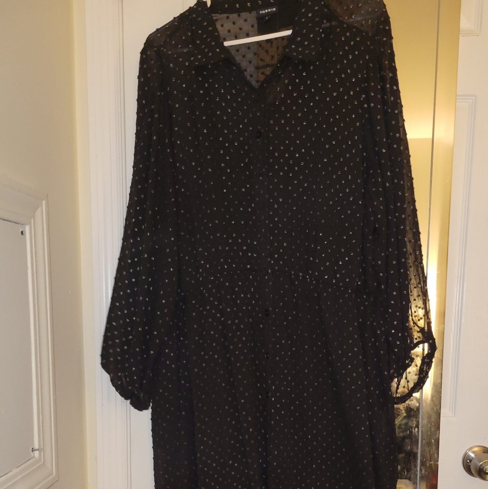 Torrid Size 4 Black Long Sleeved Button Down Dress